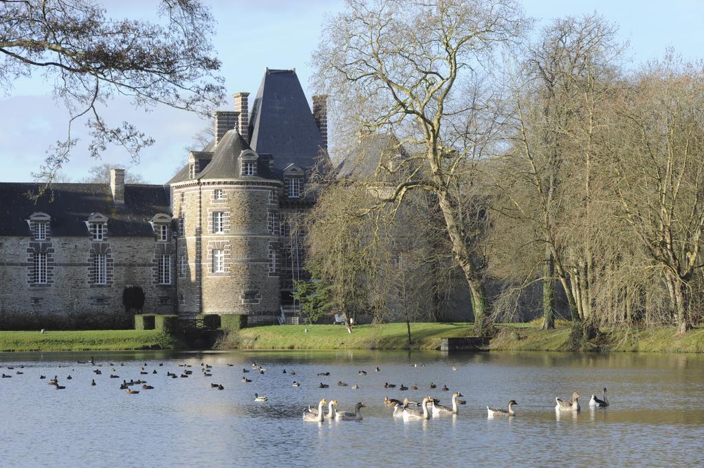 Chateau De Canisy Exterior photo
